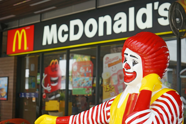 【株主優待】マクドナルドは年2回無料食事券がもらえてお得！