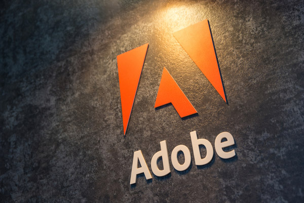 Adobeの高額ソフトを半額以下で買う【裏ワザ】