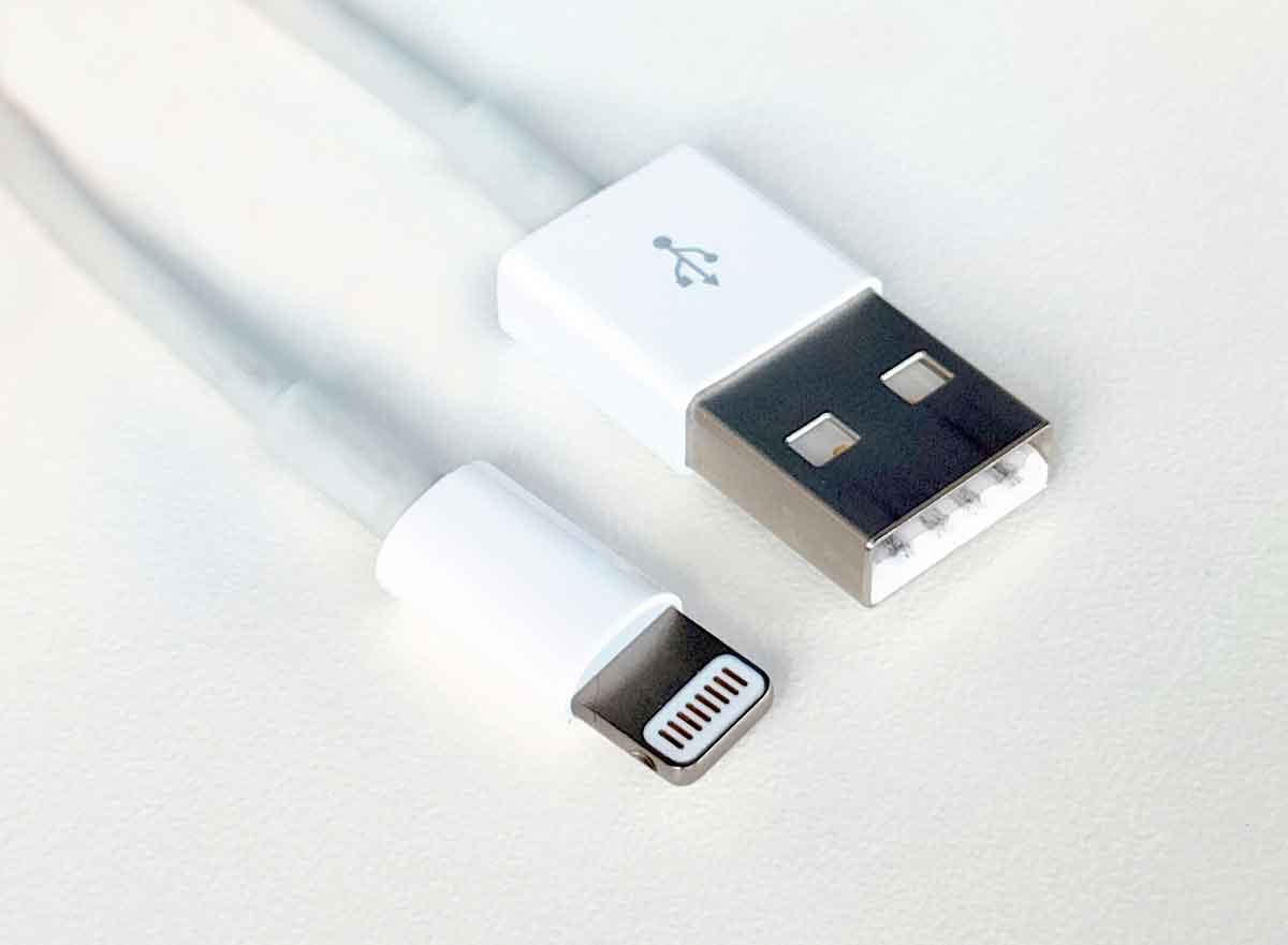 Apple純正Lightningケーブル（USB Type-A）